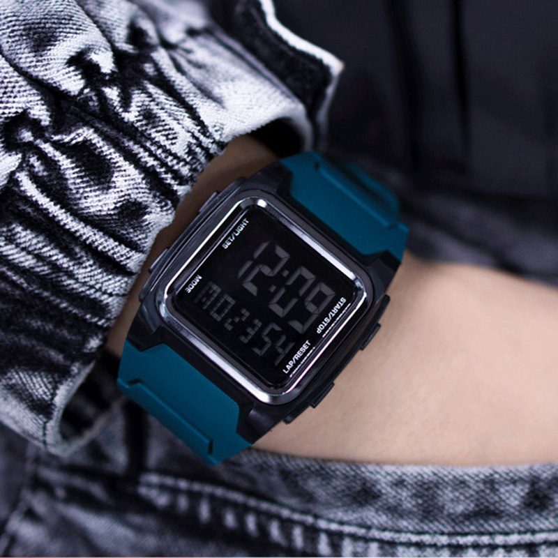 YIKAZE Men's Digital Watch 50M – обзор и цена Vintage Alarm Clock