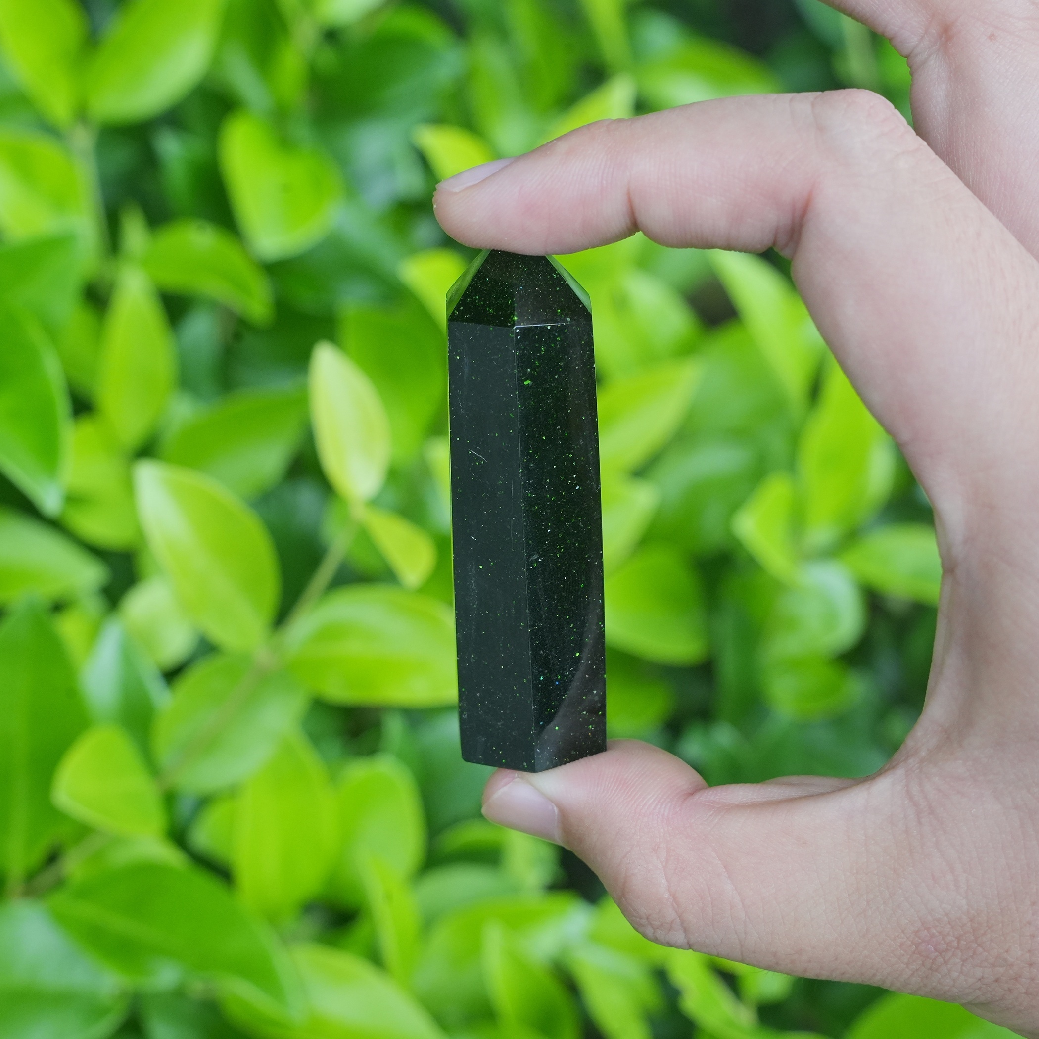 Green Goldstone Crystal Tower, – обзор и цена Home Decor Modern Organic